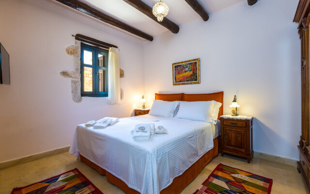 ERONDAS Cretan Country Villas