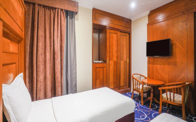 OYO 650 Dhiyafat Dallah Hotel