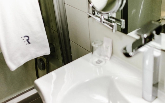 Royal Park Boutique Hotel