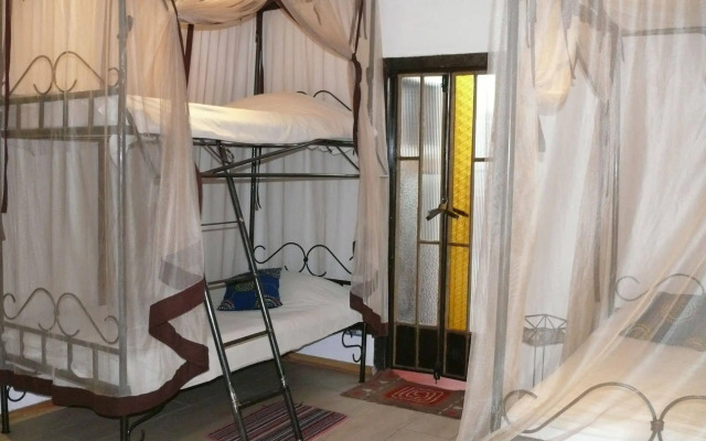 ZigZag Town Lodge