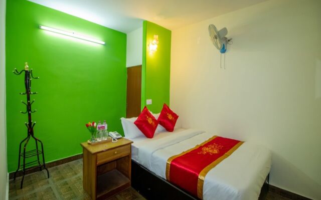 OYO 225 Hotel Fewa Corner