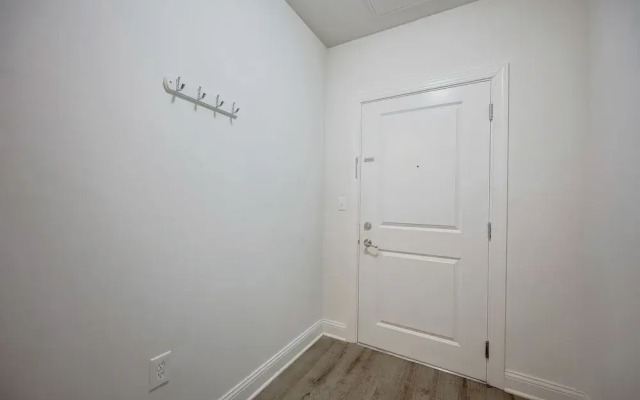 FRONTDESK Penn Street Tower Apts Downtown Indy