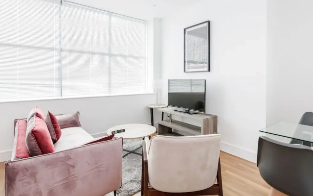 Attractive Atria Apartments