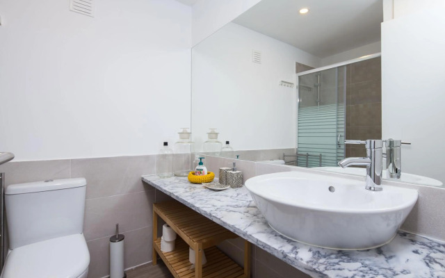 Designer Flats in Lapa by LovelyStay