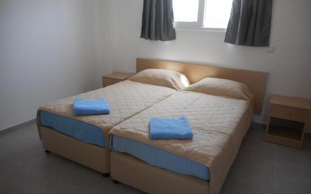 Luxiary Delux Apartment at Kkaras