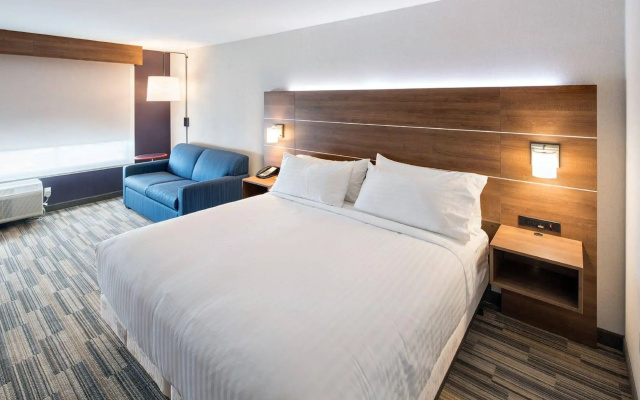 Holiday Inn Express Red Deer North by IHG