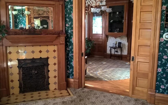 Innisfree Bed & Breakfast