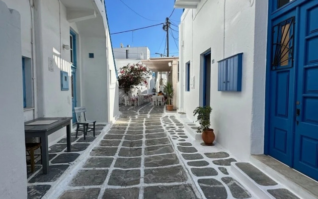 Myconian Avra Apartment