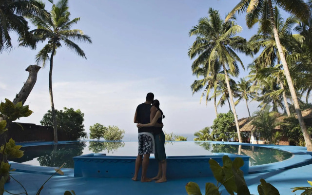The Eco, The Poolside Beach Retreat
