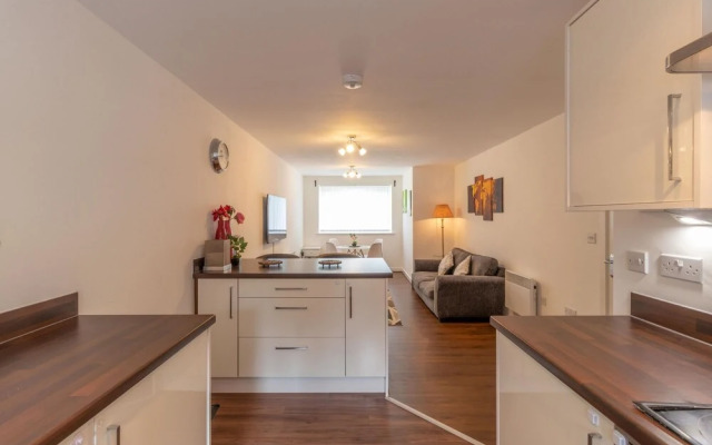 2BR Luxurious Apartment in the Centre of Edgbaston