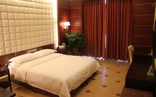 Qinghua Business Hotel