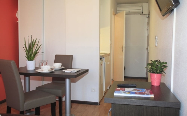 Comfort Aparthotel Aix Le Tholonet
