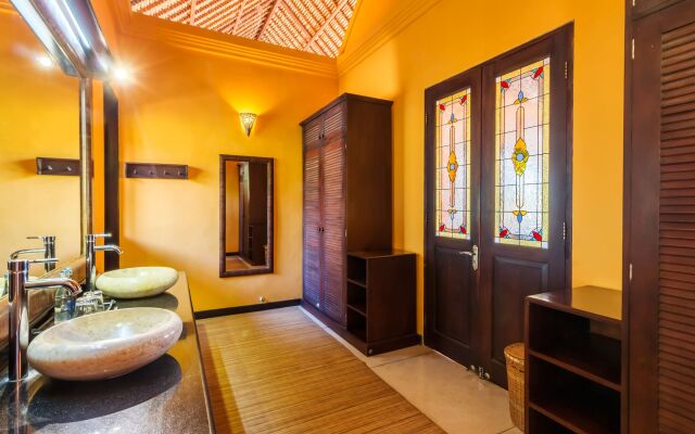 Amertha Bali Villas Beach Front Resort and Spa