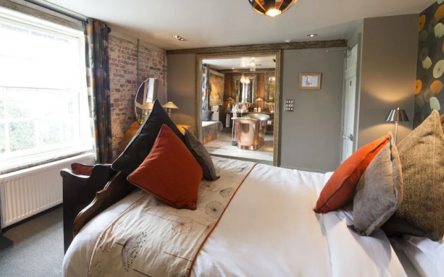 The Five Bells Inn
