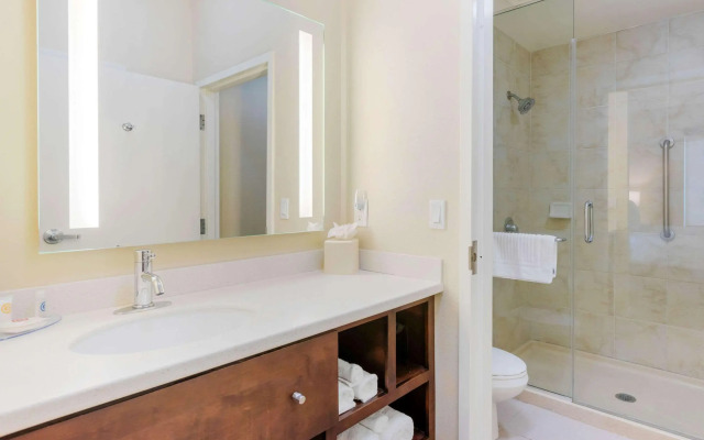 Comfort Inn & Suites near Ontario Airport