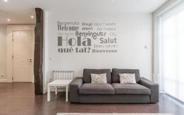Easo Apartment by People Rentals