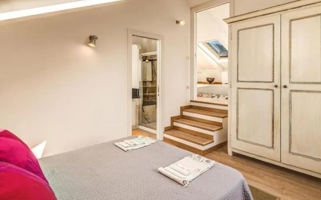 Villa Rococo - Luxury Period Villa With Pool and sea Views