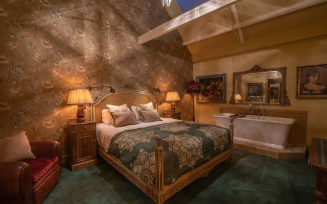 Albero Bedrooms