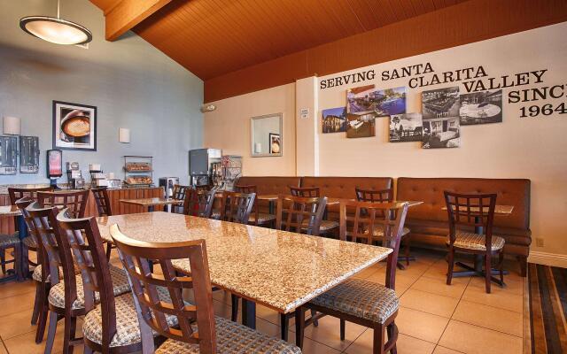 Best Western Valencia Inn