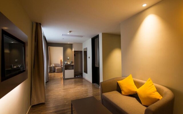 Home Inn Plus Nanjing Xinjiekou
