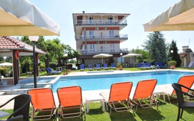 Denis Hotel and Bungalows