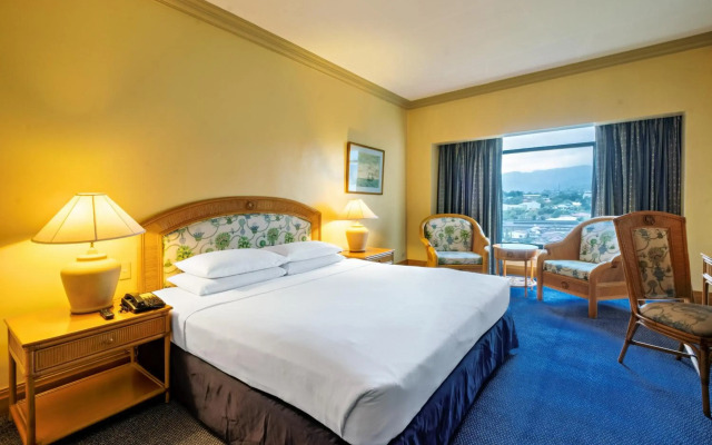 Waterfront Cebu City Hotel & Casino