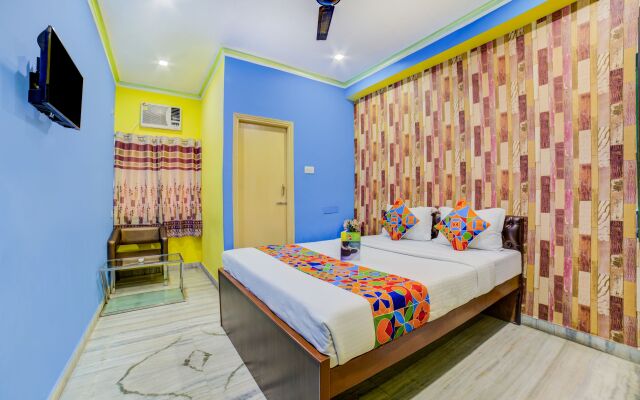 FabHotel Nest