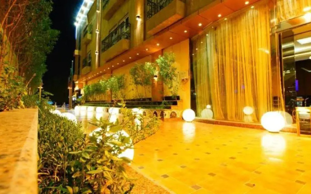 Almuhaidb Takhasosi Suites