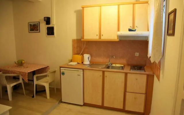 Evridiki Apartments