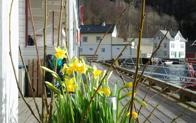 Tysnes Sjø og Fritid