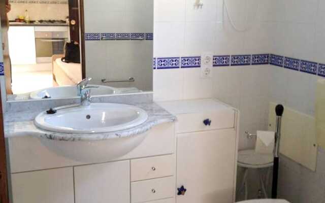 Apartment with One Bedroom in Albufeira, with Shared Pool, Terrace And Wifi - 4 Km From the Beach