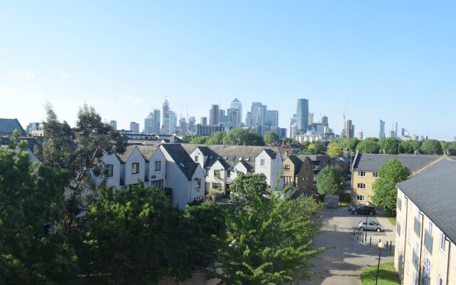 Canary Wharf 2 Bedroom Flat