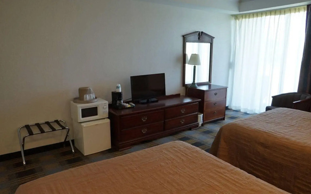 Riverview Inn & Suites