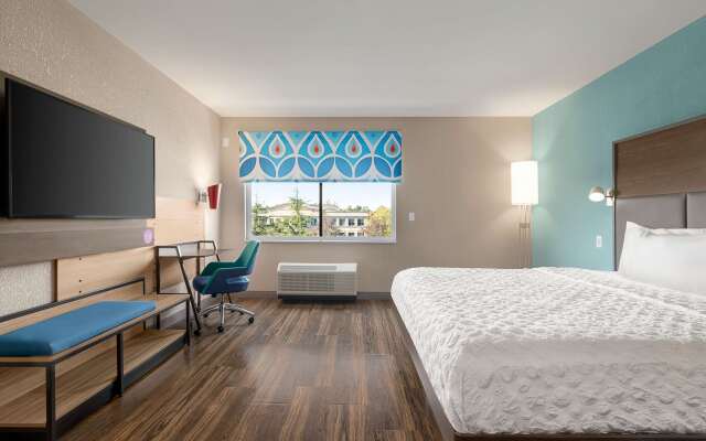 Tru by Hilton Lawrenceville Atlanta I-85 Sugarloaf