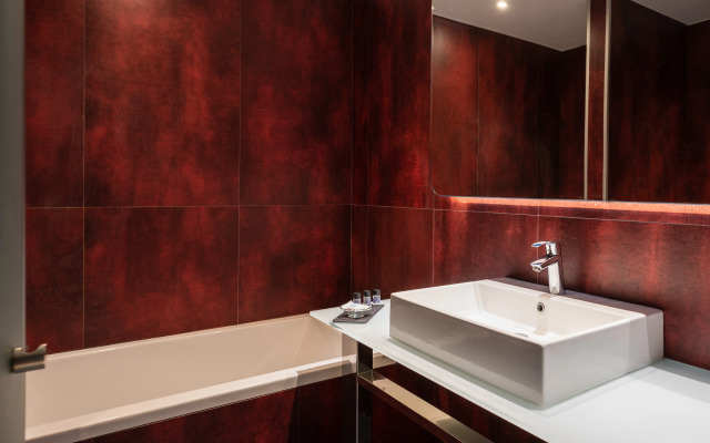 Essence Hotel