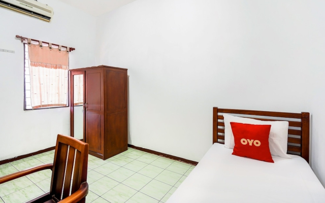 OYO 90843 Vip Syariah Jemur Andayani