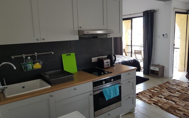 Mylos Court Apartments