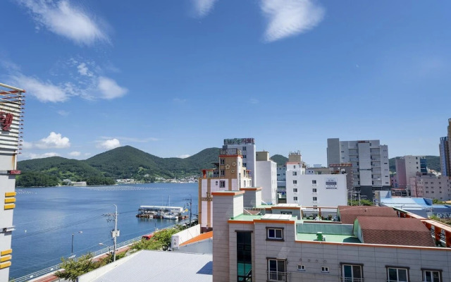 Tongyeong Hotel Opera