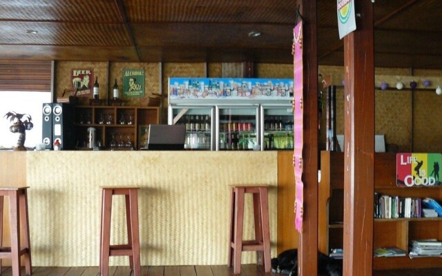 Zoe Frenchy Resort