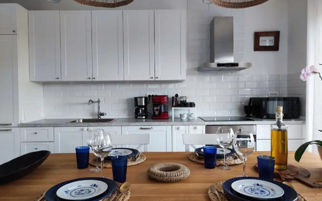 Salt Apartment