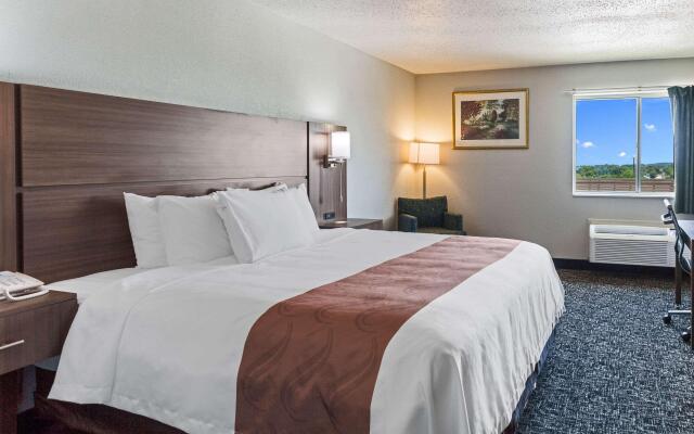 Quality Inn & Suites Ferdinand