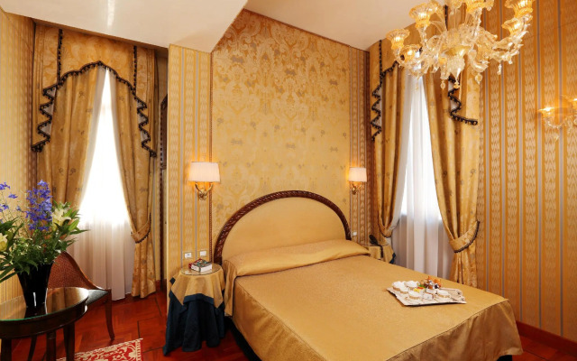 Hotel Palazzo Stern