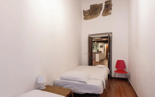 Piazza Navona Charming Large Apartment