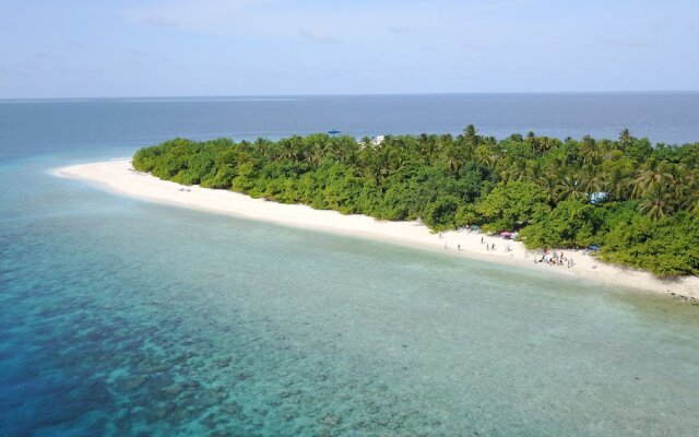 Ukulhas Villa