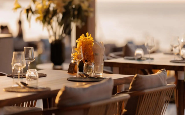 Duplexes and Penthouses at Twinpalms Phuket