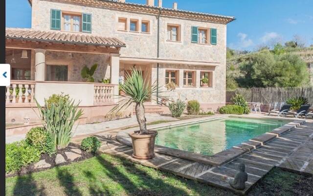 Villa Puigpunyent- Tramuntana