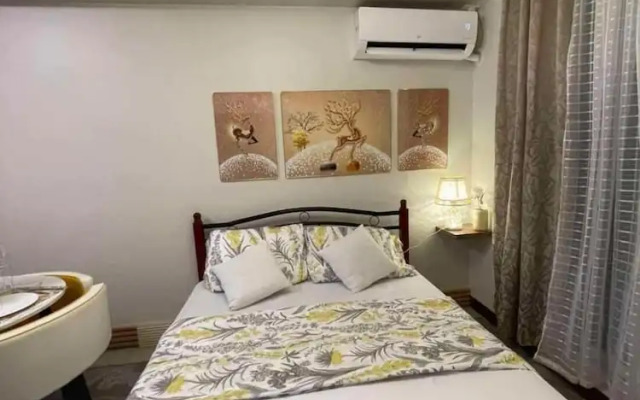 Room in Studio - Luxury Condo-sea View- Near Beach