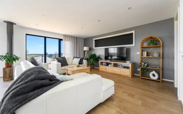 Your Ocean Oasis Ocean Country Views Spa Pet Friendly Fireplace