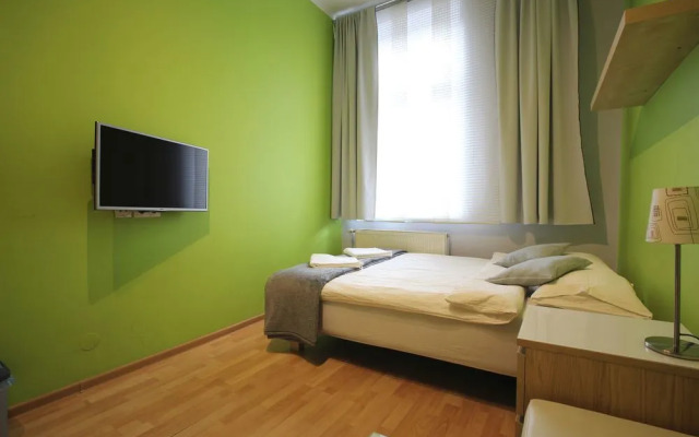 Rainbow Apartments 3