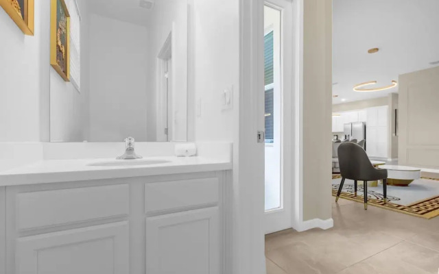 Upstay - 30ppl Home w Theme Rooms-games-pool-spa